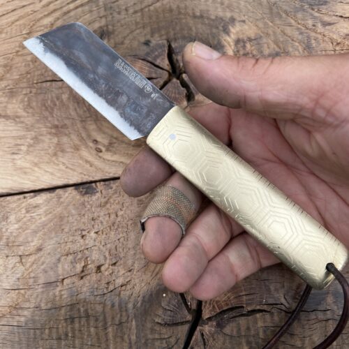 le couteau basque TALAIA Handia en manche en laiton