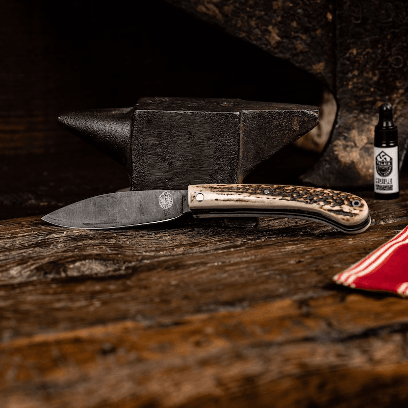 couteau basque nafarroa cerf carbone
